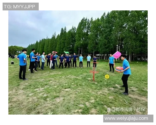飞盘盛宴:深入广州飞盘队的团队协作与默契之道 飞盘盛宴:深入广州飞盘队的团队协作与默契之道